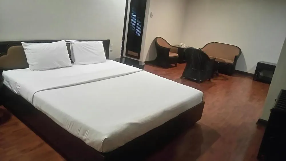 The Apo View Hotel Davao 4*,  Philippines